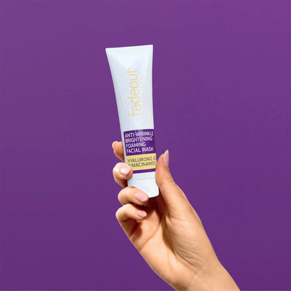 Fadeout Anti-Wrinkle Whitening Foaming Facial Wash