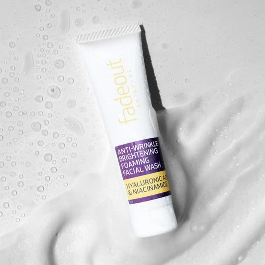Fadeout Anti-Wrinkle Whitening Foaming Facial Wash