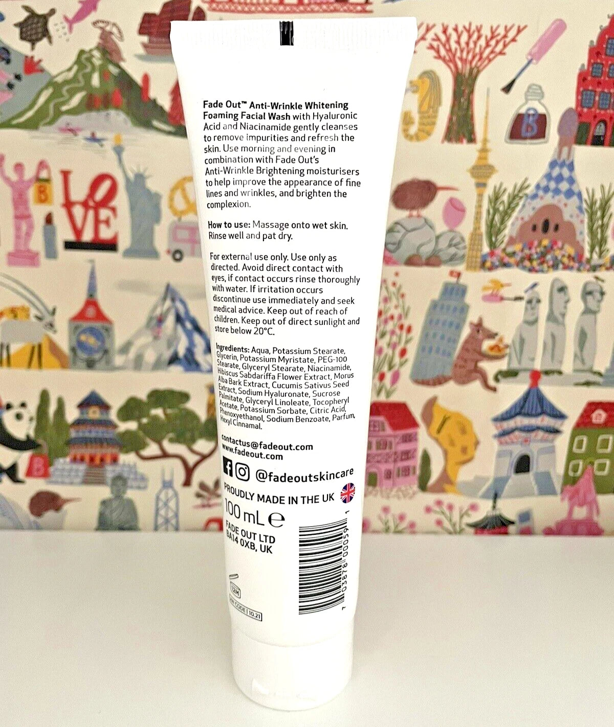 Fadeout Anti-Wrinkle Whitening Foaming Facial Wash